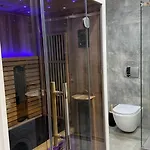 Statek Z Sauna Blisko Morza *