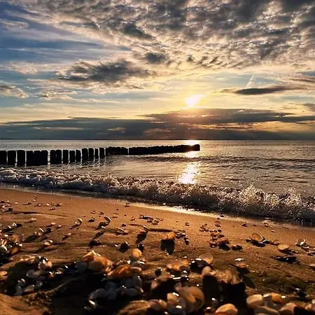 Statek Z Sauna Blisko Morza מידזיזדרויה